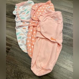 SwaddleMe Baby Girl Swaddles Set of 3 small/Med 0-3 Months 7-14 lbs pink feather